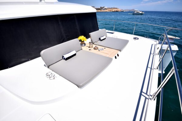 Luxury yacht charters Cabo and fishing charters in Cabo, Cabo San Lucas, and Los Cabos – premium yacht rental and deep sea fishing experiences