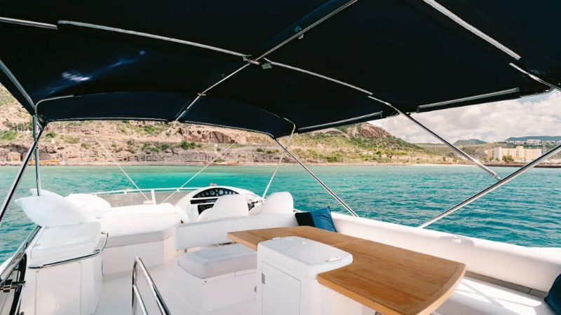 fishing-yacht-rental-Sunseeker-60-ft-(16)