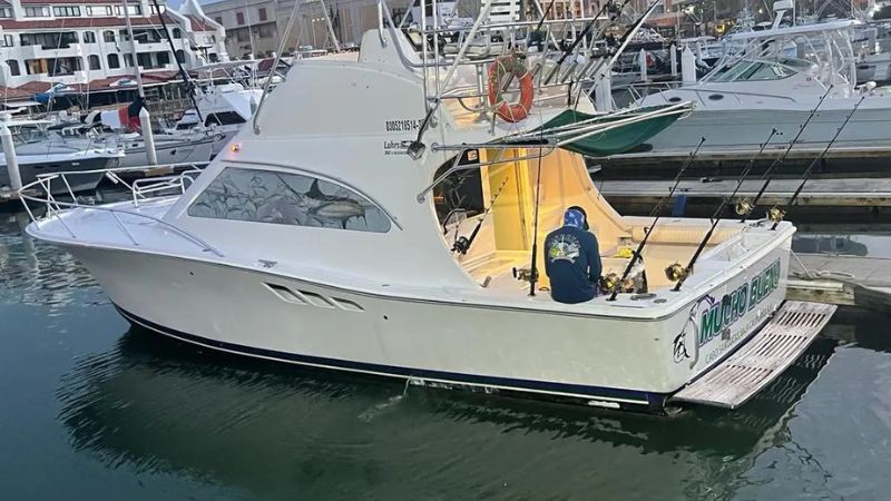 rent-a-yacht-luhrs-38-(3)