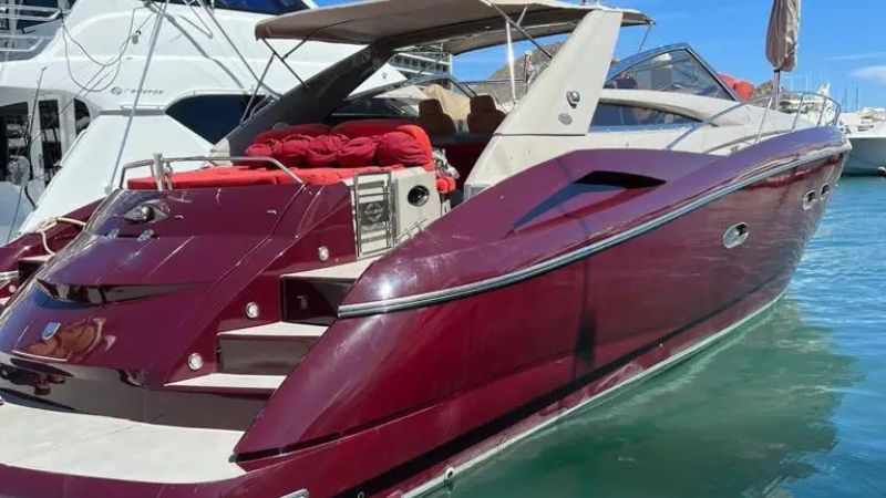 yacht-rentals-sunseeker-55-ft-(2)