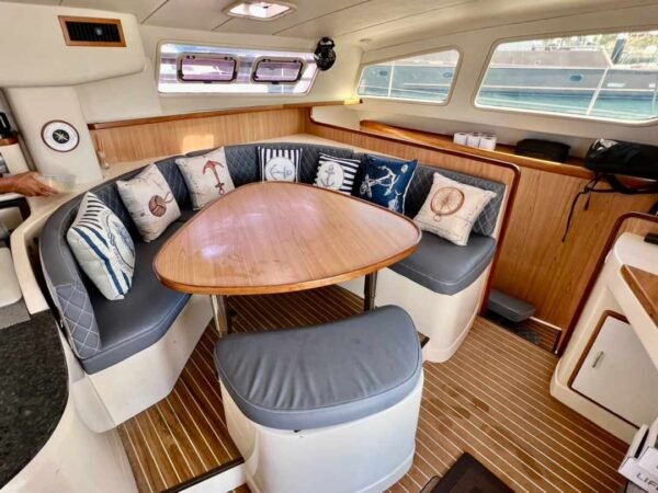 Luxury yacht charters and fishing charters in Cabo, Cabo San Lucas, and Los Cabos – premium yacht rental and deep sea fishing experiences