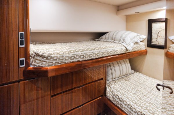 Luxury yacht charters Cabo and fishing charters in Cabo, Cabo San Lucas, and Los Cabos – premium yacht rental and deep sea fishing experiences