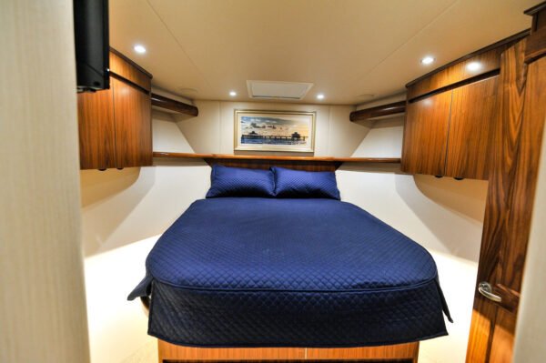 Luxury yacht charters Cabo and fishing charters in Cabo, Cabo San Lucas, and Los Cabos – premium yacht rental and deep sea fishing experiences