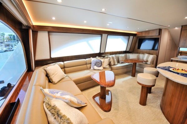Luxury yacht charters Cabo and fishing charters in Cabo, Cabo San Lucas, and Los Cabos – premium yacht rental and deep sea fishing experiences