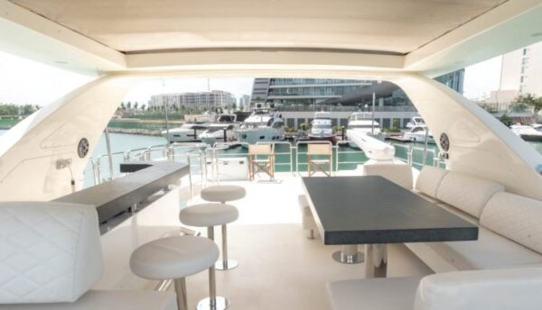 Azimuth 84' ft | Yacht Charters Cancun - Image 15
