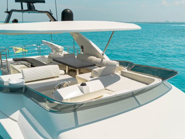 Azimuth 84' ft | Yacht Charters Cancun - Image 17