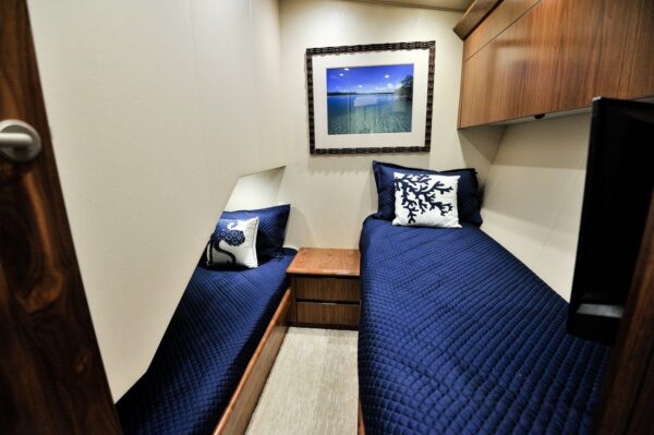 Viking 62' 2020 | Yacht Charters Cabo - Image 9