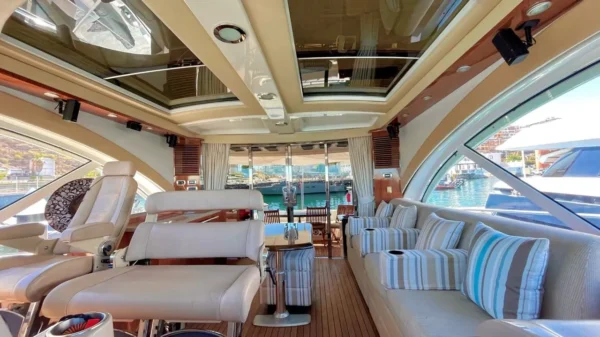 Searay 65' 2015 | Yacht Charter Cabo - Image 5