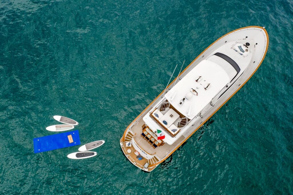 luxury yacht charter mexico