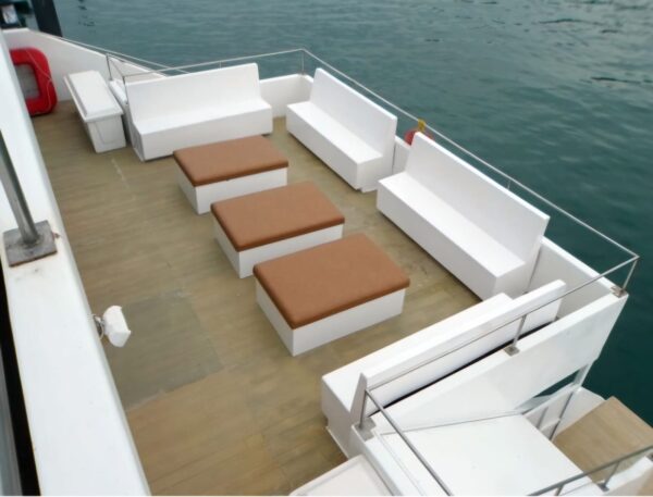 Catamaran 100 ' | Public Excursion Cabo - Image 2