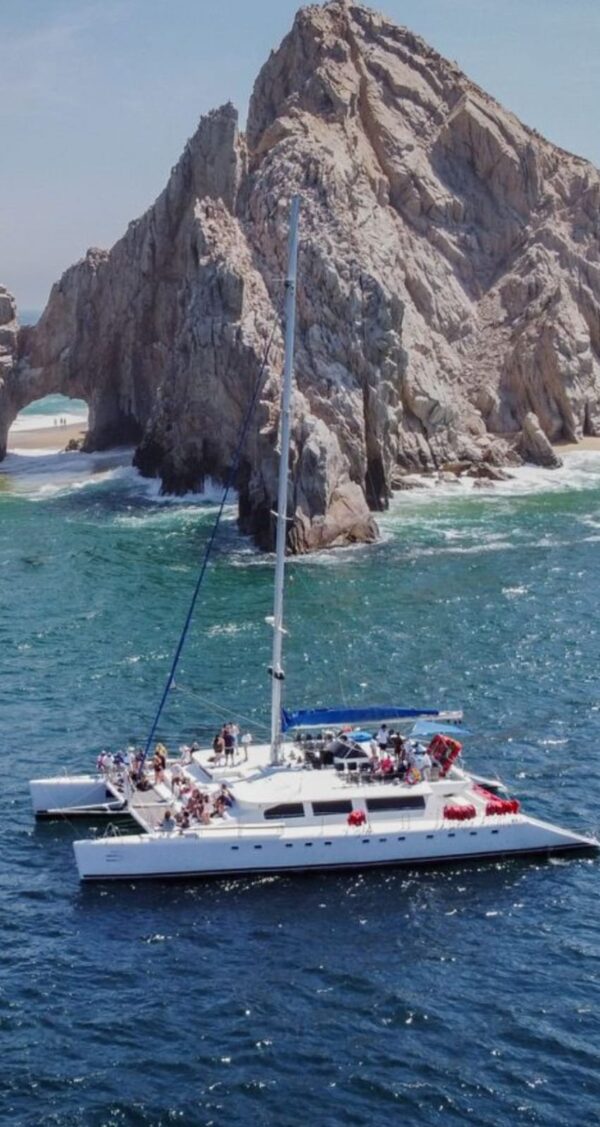 Shared Catamaran Cabo | Catamaran 120 - Image 3