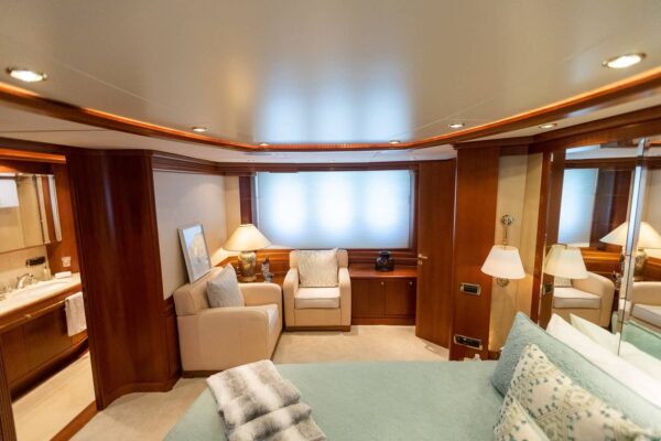 Refit Azimut 116' 2022 | Yach Charters Cabo - Image 19