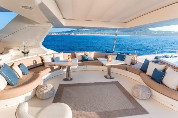 Refit Azimut 116' 2022 | Yach Charters Cabo - Image 7