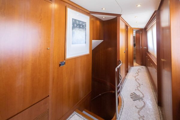 Refit Azimut 116' 2022 | Yach Charters Cabo - Image 12