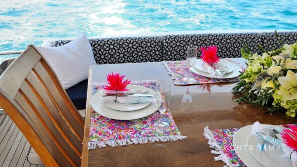 Solange 80' 2010  | Yacht Charters Cabo - Image 15