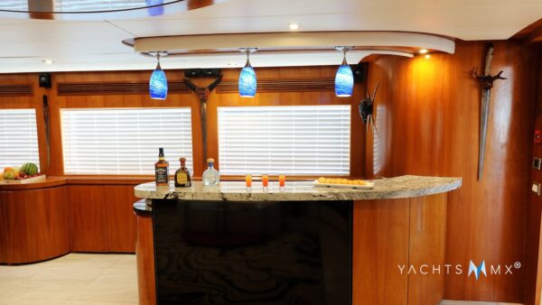 Solange 80' 2010  | Yacht Charters Cabo - Image 16