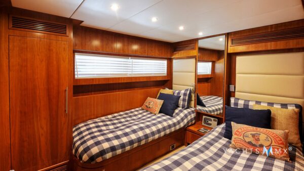 Solange 80' 2010  | Yacht Charters Cabo - Image 17