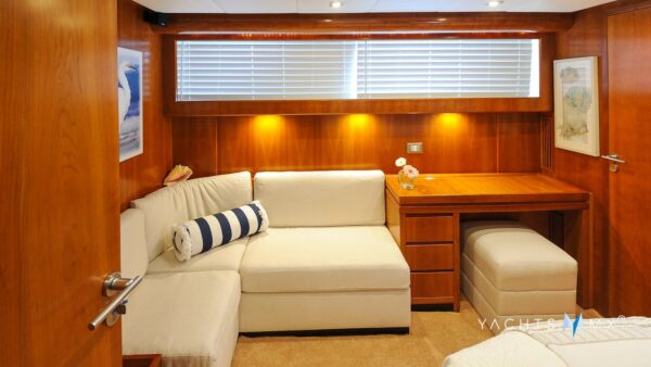Solange 80' 2010  | Yacht Charters Cabo - Image 11