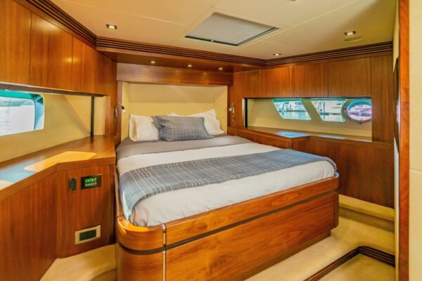 Sunseeker 80' 2017  | Yacht Charters Cabo - Image 5