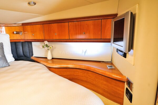 Sunseeker 55' 2010 | Yacht charters Cabo - Image 9