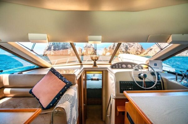 Bayliner 42 Yacht Rental Cabo - Image 2