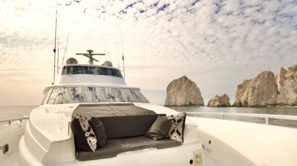 90Ft Horizon | Fishing Charters Cabo - Image 13