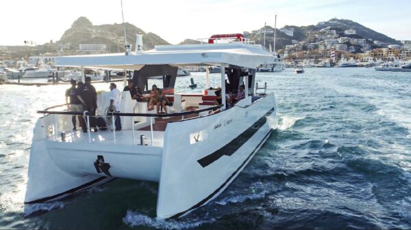 CATAMARAN 60 | Yacht Charters Cabo - Image 3
