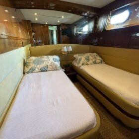 Antago 98 Yacht Rental - Image 4